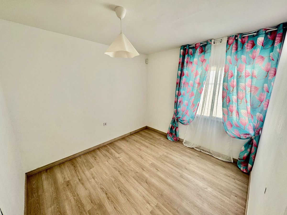 d38e542accd74e9150dbb8a168aed87a - 20