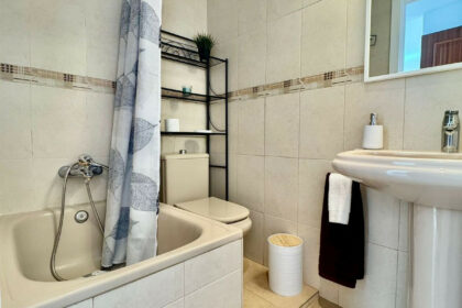 d38e542accd74e9150dbb8a168aed87a - 32