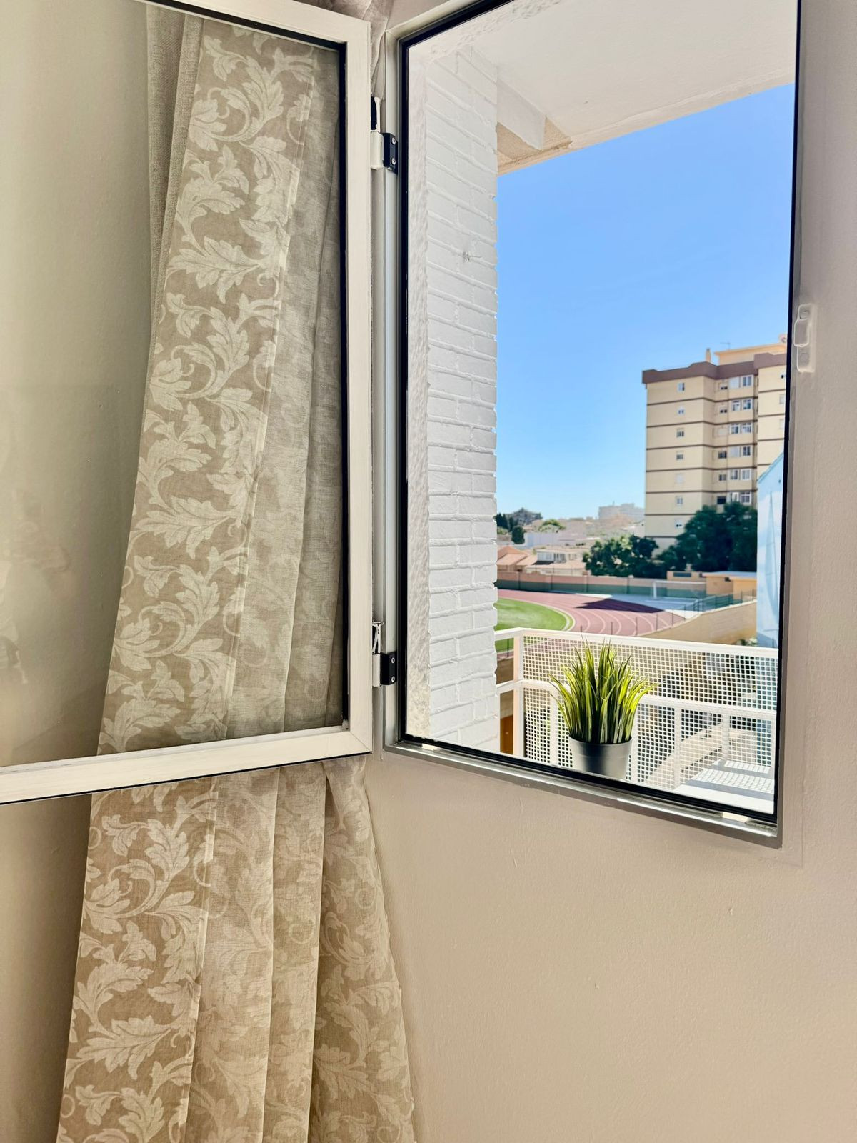 d38e542accd74e9150dbb8a168aed87a - 7