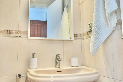 d38e542accd74e9150dbb8a168aed87a - 9