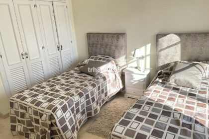 d39f33f2bca05ee2b2f1f0dc8a14b86b - 11