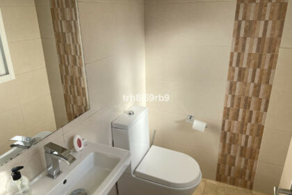 d39f33f2bca05ee2b2f1f0dc8a14b86b - 15