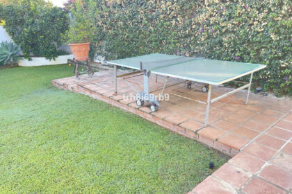 d39f33f2bca05ee2b2f1f0dc8a14b86b - 18