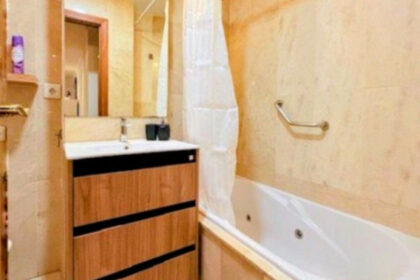 d3d2b43a8ef065c8ec7e6d387451faca - 11