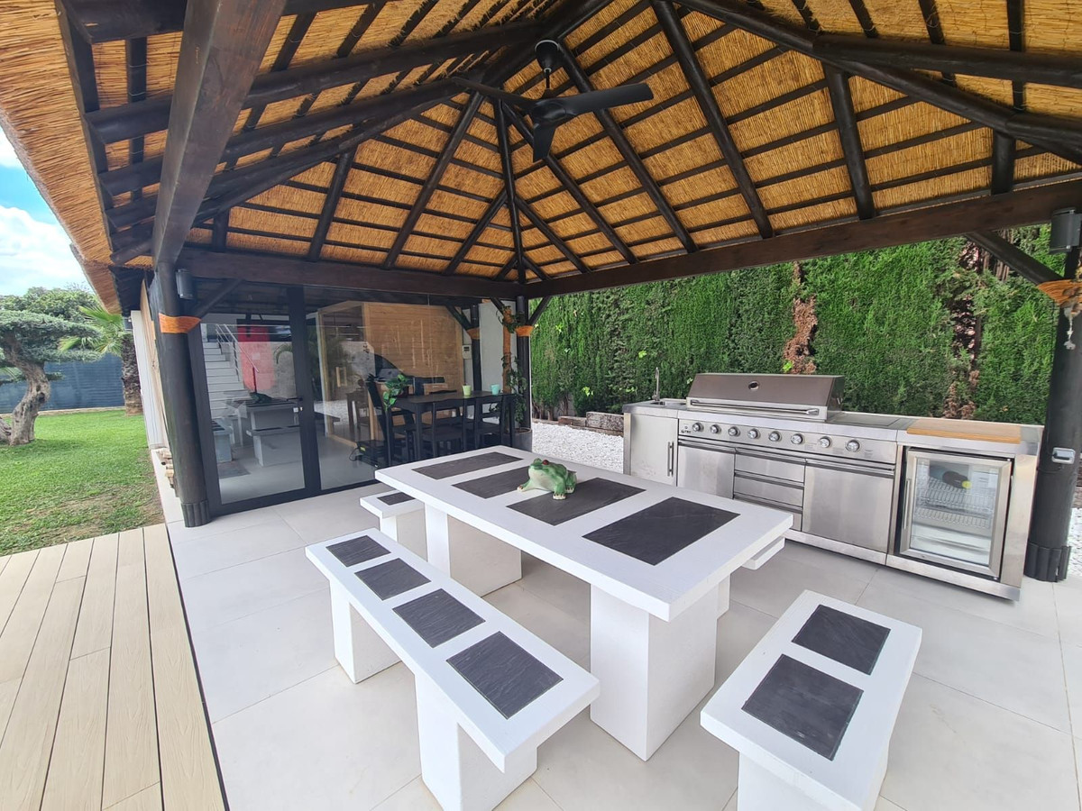 d4096f077df7b401847cc30da14a5e12 - 31