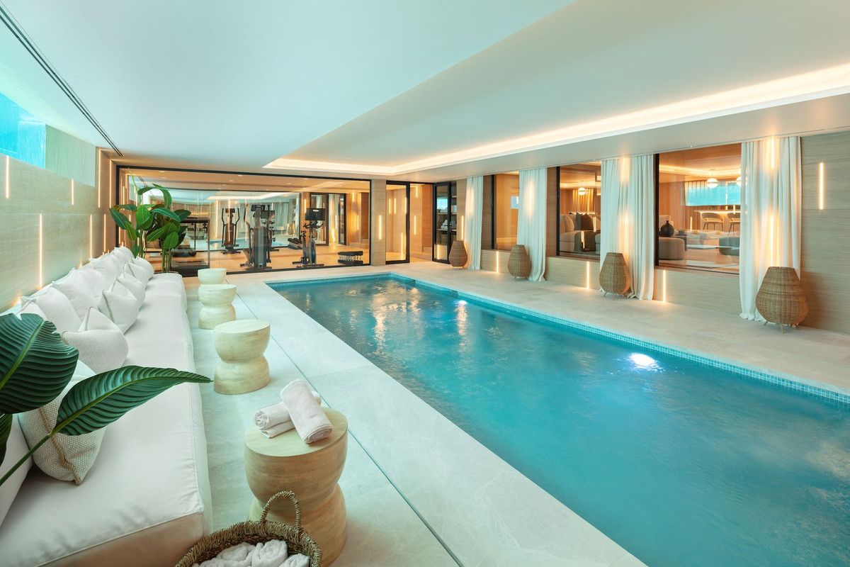 d470ee0b25afeea4d437424a451bde65 - 40