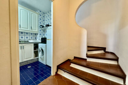 d4ac5926f9fdf12d9fb2f20033f69852 - 9