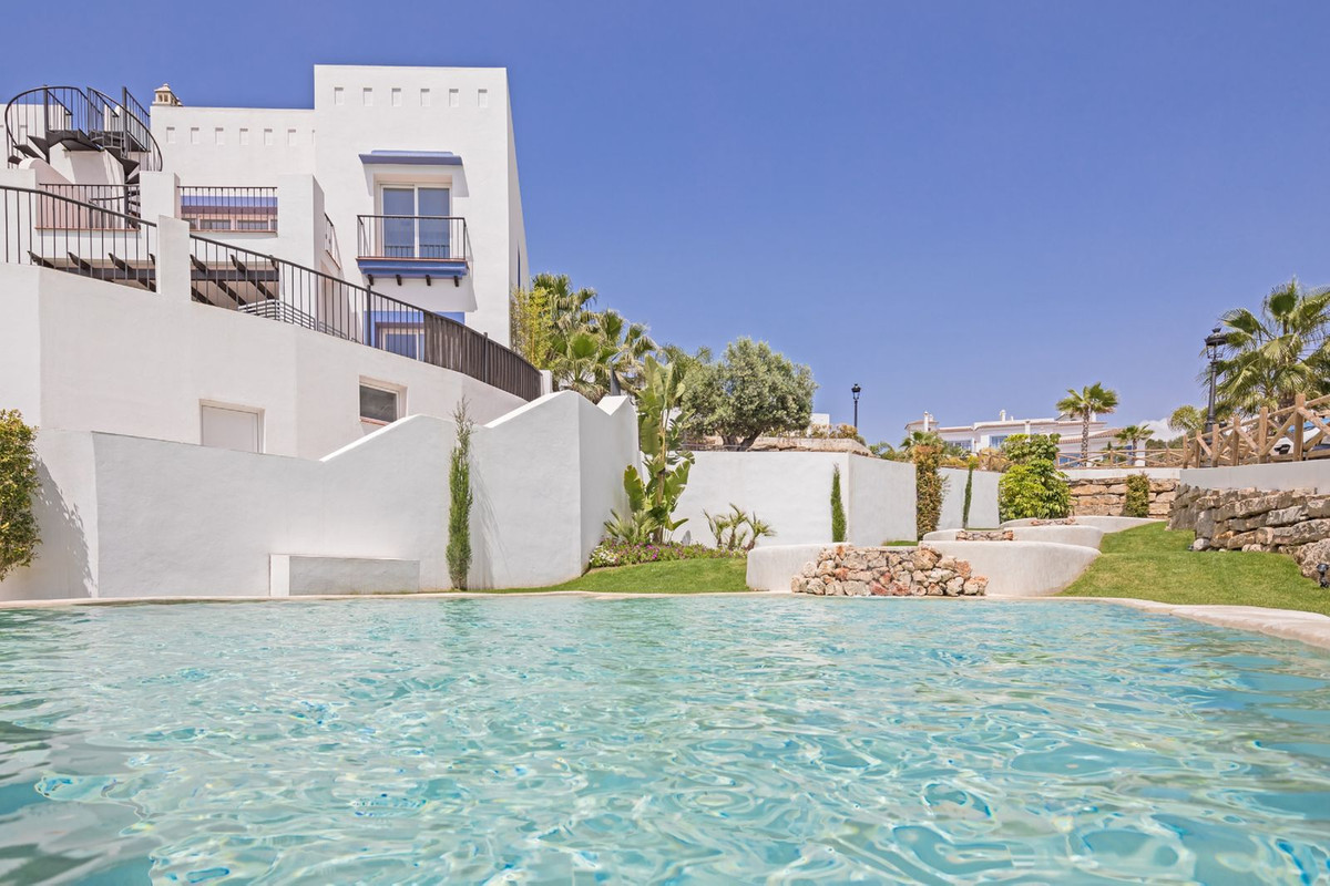 d4caaa33c9b1f0c2a6f5c6d4055b8dbc - 44