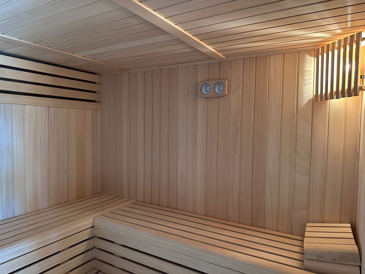 d4caaa33c9b1f0c2a6f5c6d4055b8dbc - 63