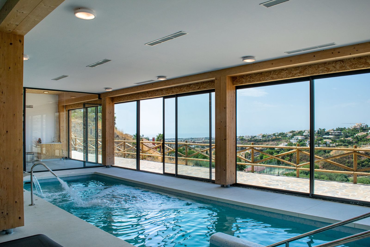 d4caaa33c9b1f0c2a6f5c6d4055b8dbc - 80