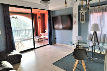 d4d2fd326f1aaed01cf20f5bfa22e65d - 11