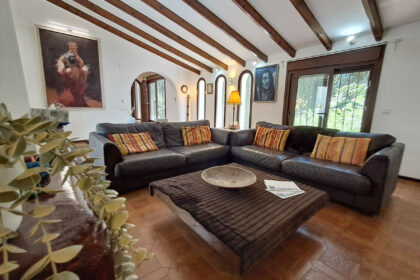 d4d3fd196ea65a92fcd9be1472a67cf8 - 20