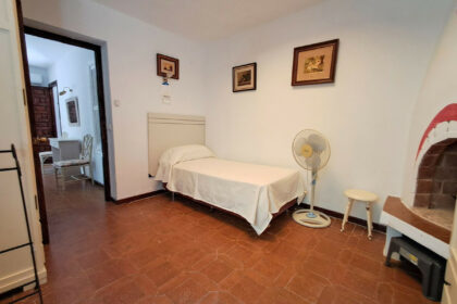 d4d3fd196ea65a92fcd9be1472a67cf8 - 31