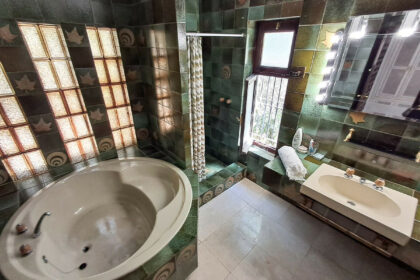 d4d3fd196ea65a92fcd9be1472a67cf8 - 34