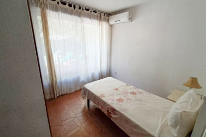 d4d3fd196ea65a92fcd9be1472a67cf8 - 44