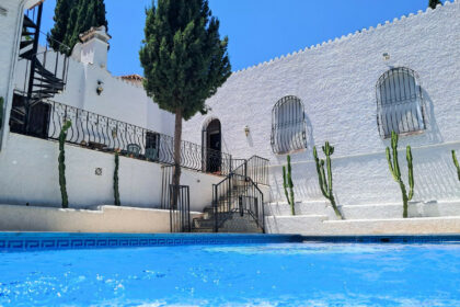 d4d3fd196ea65a92fcd9be1472a67cf8 - 54