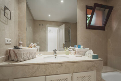 d55ec7dba2a24fd541319abedf754e21 - 11