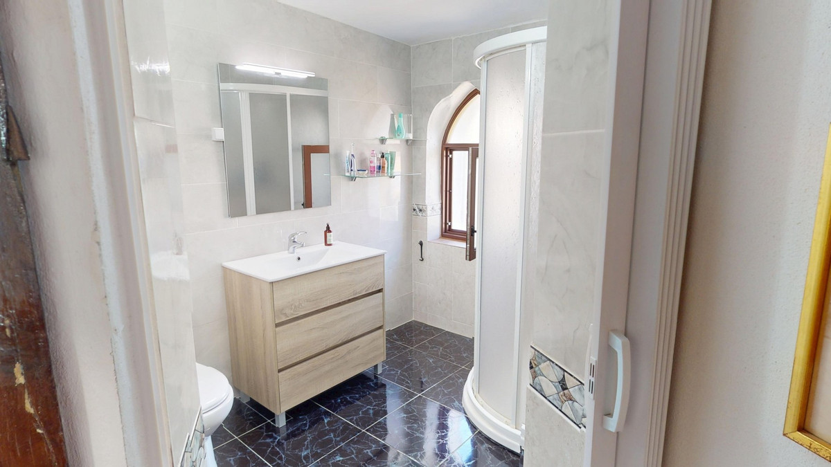 d5675e5985f78ecf72769dc64f7798f0 - 19