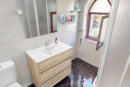 d5675e5985f78ecf72769dc64f7798f0 - 20