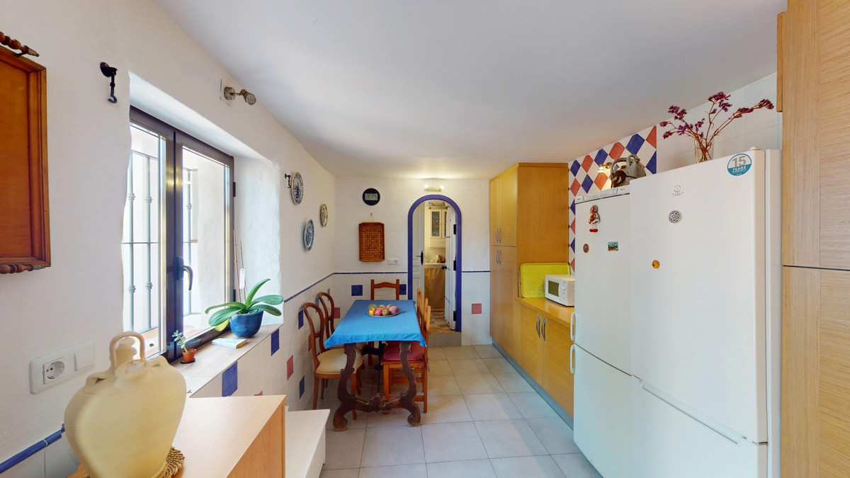 d5675e5985f78ecf72769dc64f7798f0 - 4