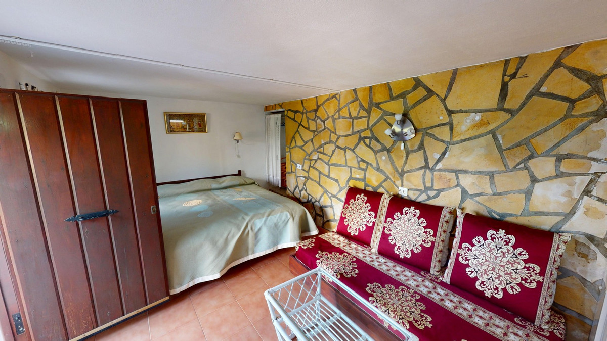 d5675e5985f78ecf72769dc64f7798f0 - 50