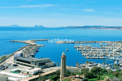 d6f9f527f3a2b74e1b0386fb3ef6884e - 1