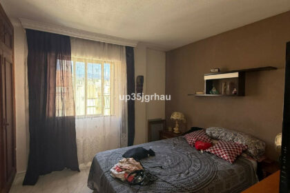 d6f9f527f3a2b74e1b0386fb3ef6884e - 12