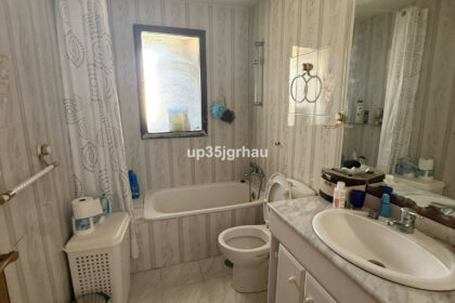 d6f9f527f3a2b74e1b0386fb3ef6884e - 9