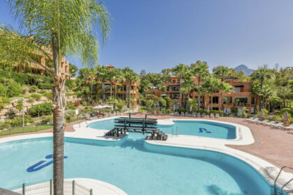 d709746651460f7bd9d146d94e8348d2 - 54