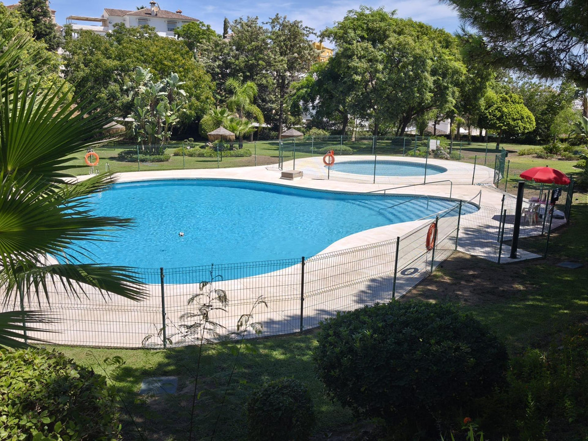 d79393a82b8df235f9c55701347edeba - 48