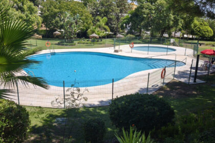 d79393a82b8df235f9c55701347edeba - 49