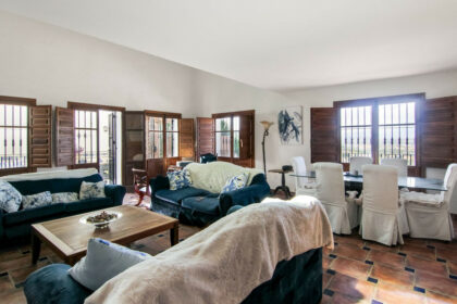 d815486b7fe68e398dffdc3b2db04260 - 10