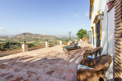 d815486b7fe68e398dffdc3b2db04260 - 12