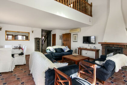 d815486b7fe68e398dffdc3b2db04260 - 4