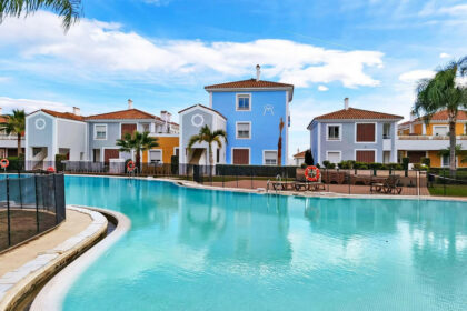 d833c09661583f6e4a6bc7383cce378d - 16