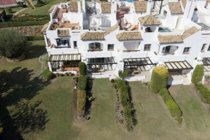 d88cfef1376382984f1015b9ad26e470 - 2