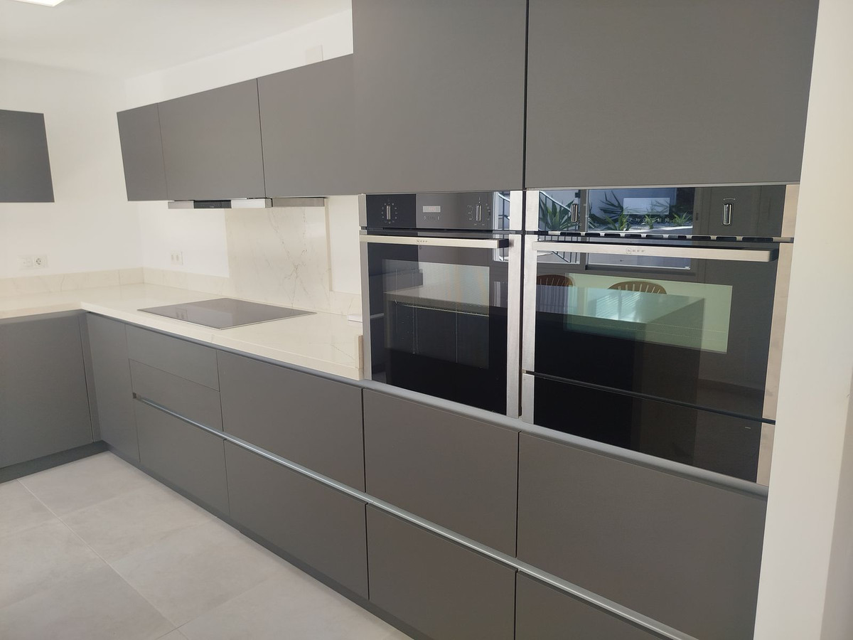 d88e00432f03c28ca4d0763275915ef5 - 19