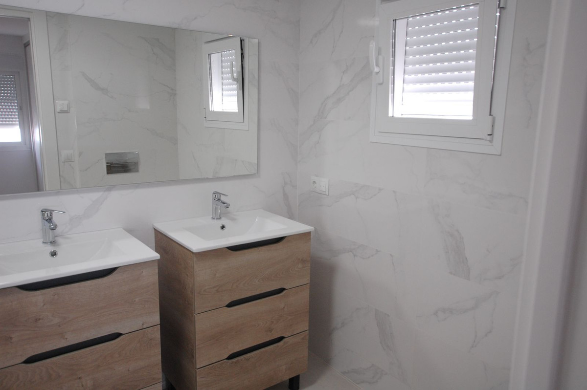 d88e00432f03c28ca4d0763275915ef5 - 34