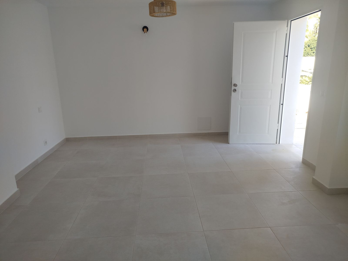 d88e00432f03c28ca4d0763275915ef5 - 51