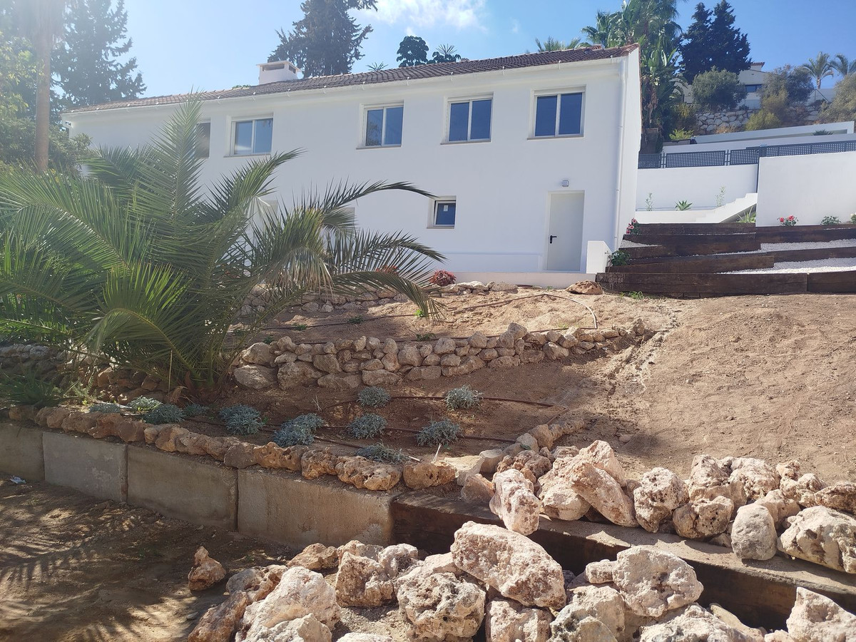 d88e00432f03c28ca4d0763275915ef5 - 81