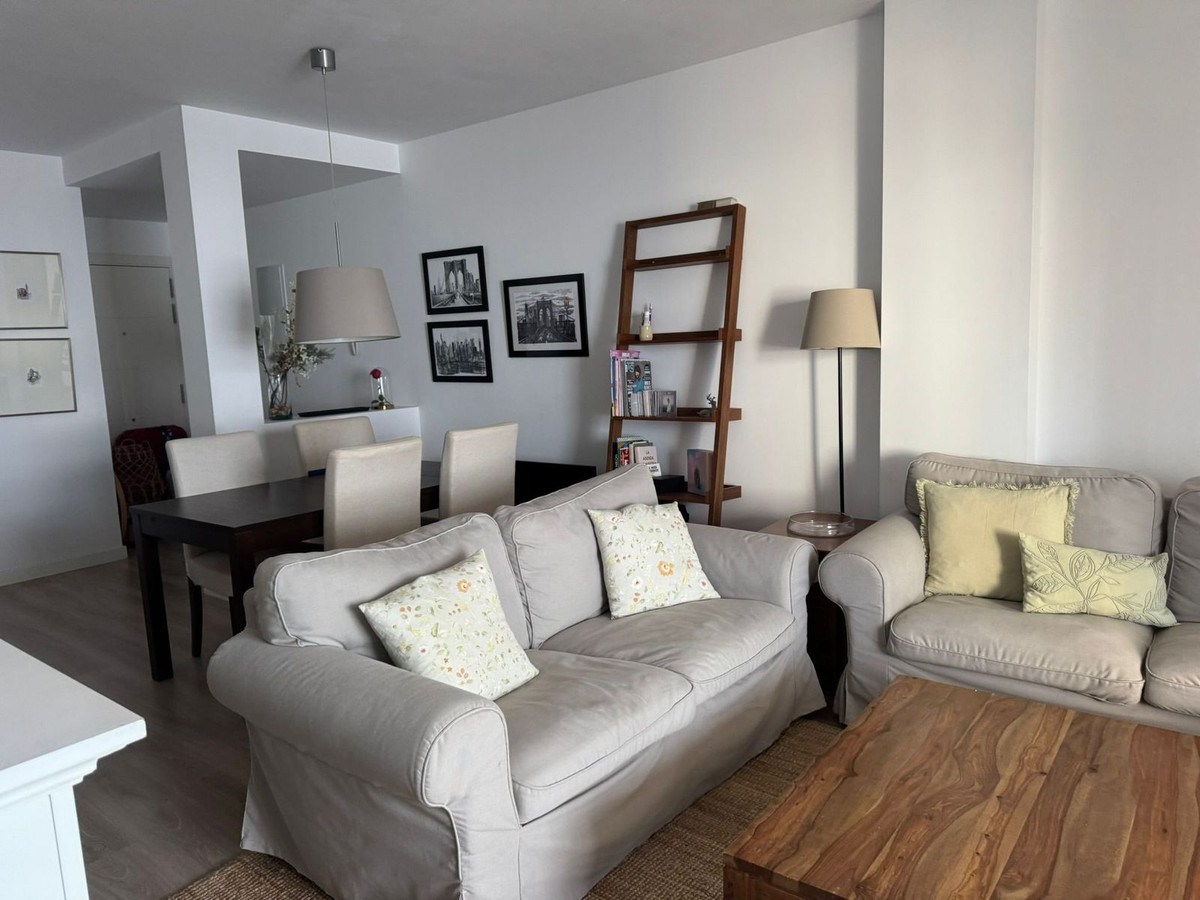 d8d118b7613ec8df09b5be7d3281b8d2 - 1