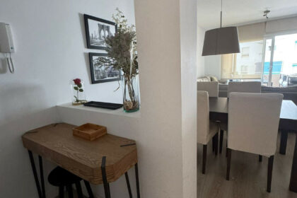 d8d118b7613ec8df09b5be7d3281b8d2 - 11