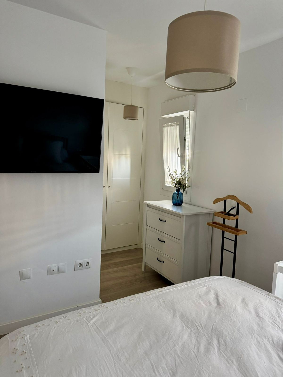 d8d118b7613ec8df09b5be7d3281b8d2 - 2