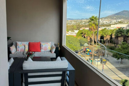 d8d118b7613ec8df09b5be7d3281b8d2 - 3