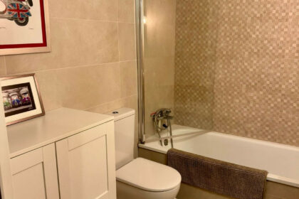 d8d118b7613ec8df09b5be7d3281b8d2 - 7