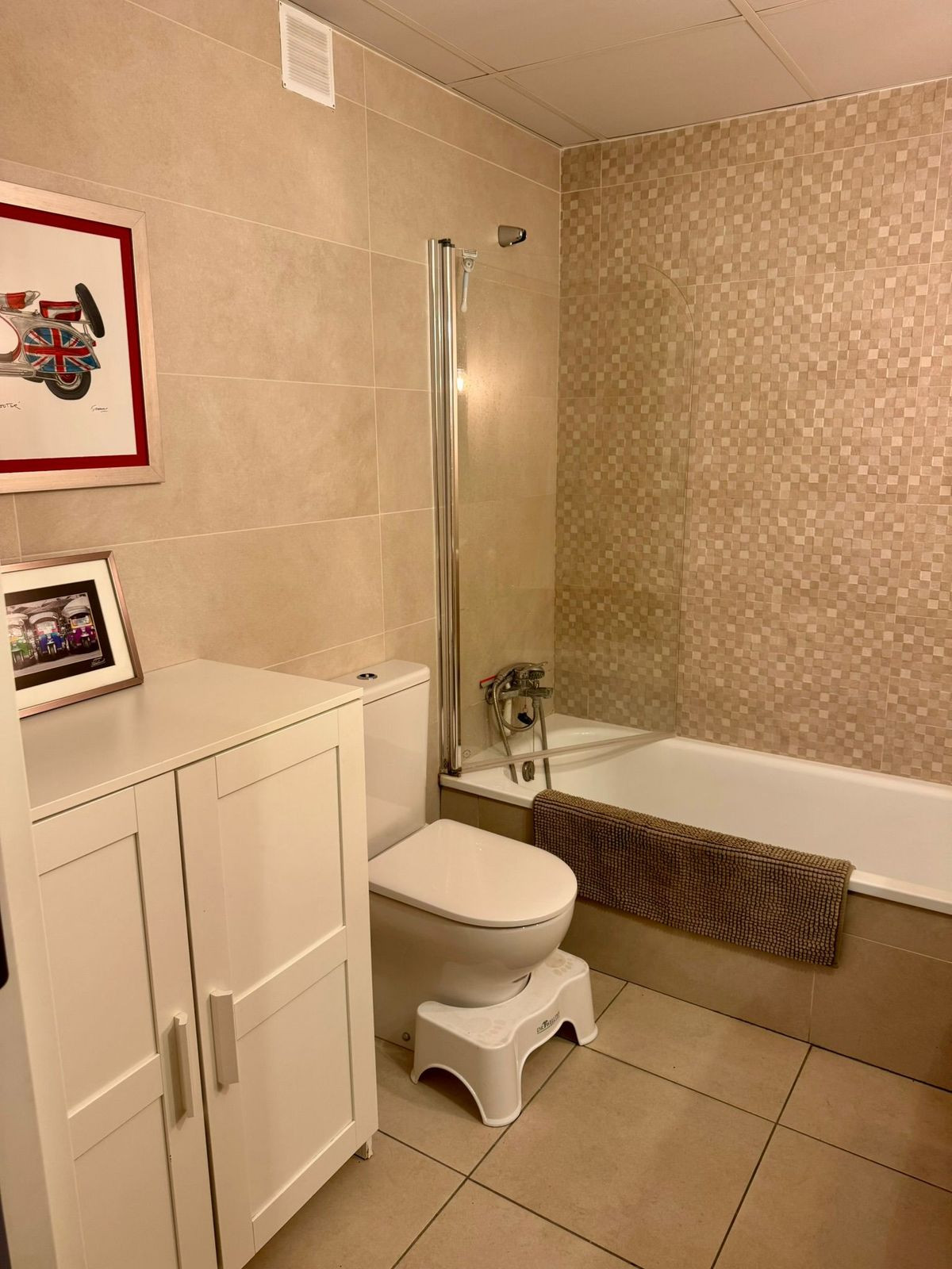 d8d118b7613ec8df09b5be7d3281b8d2 - 7