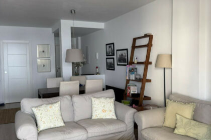 d8d118b7613ec8df09b5be7d3281b8d2 - 8