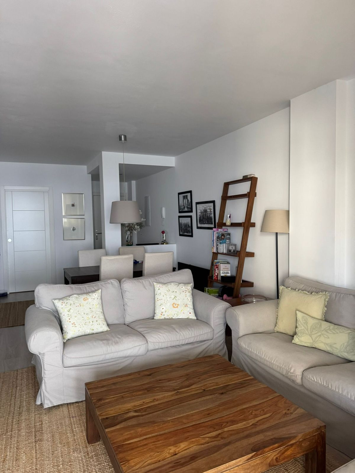 d8d118b7613ec8df09b5be7d3281b8d2 - 8