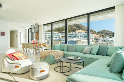 d916042ade02bfdc0426e189a3efe237 - 12