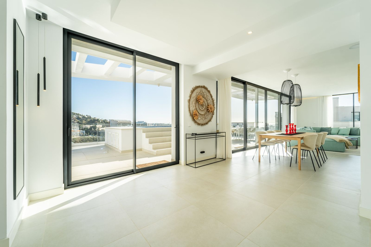 d916042ade02bfdc0426e189a3efe237 - 9